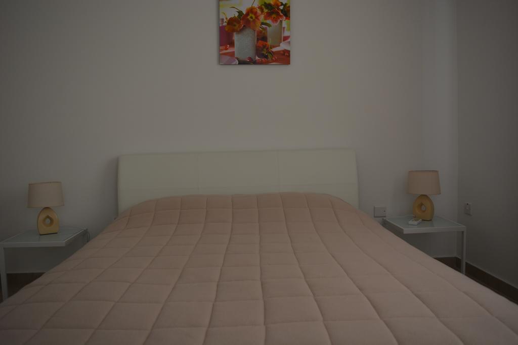 P L Panagiotis Apartament