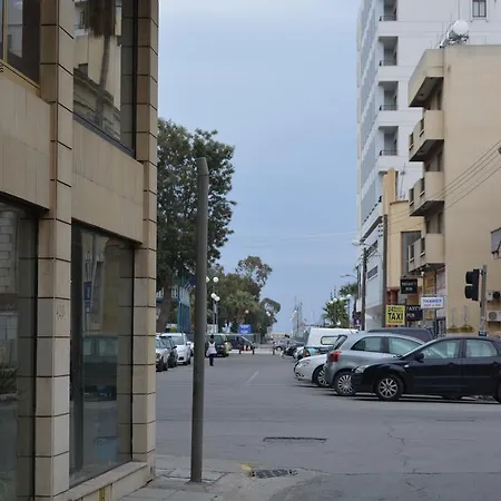 P L Panagiotis Apartment Larnaca Exterior photo